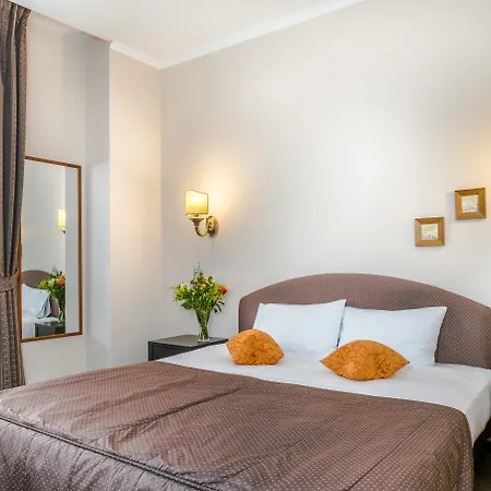 Boutique Hotel Bookquet-2