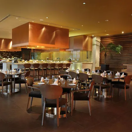 Radisson Blu Hotel New Delhi Paschim Vihar-3