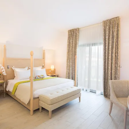 Akoya Hotel & Spa-3