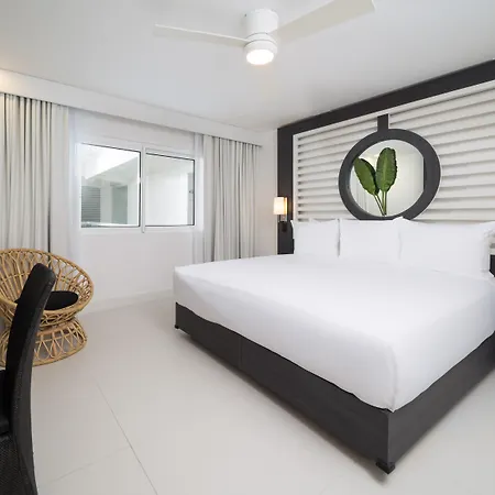 S Hotel Montego Bay - Luxury Boutique All-Inclusive Hotel-3