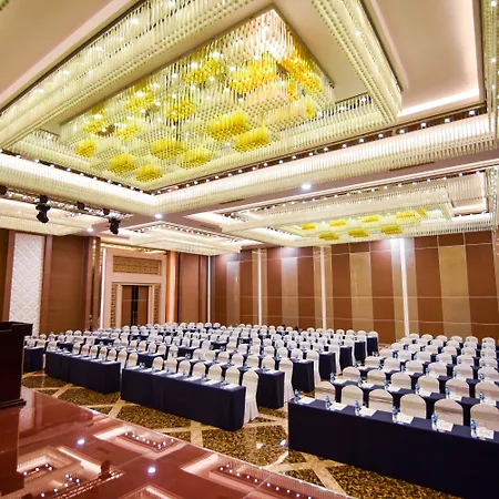 The Mira Central Park Hotel-2