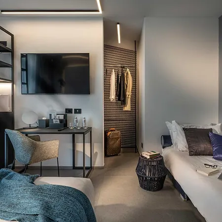 J44 Lifestyle Hotel-3