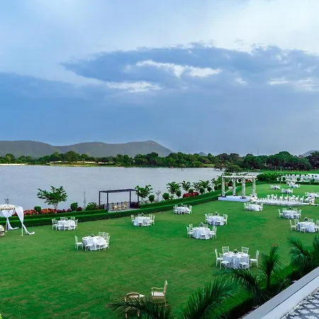 Zana Lakeview Resort - Most Scenic Lakeside Resort-2