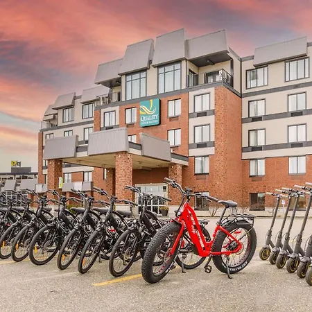 Quality Inn & Suites Victoriaville-3