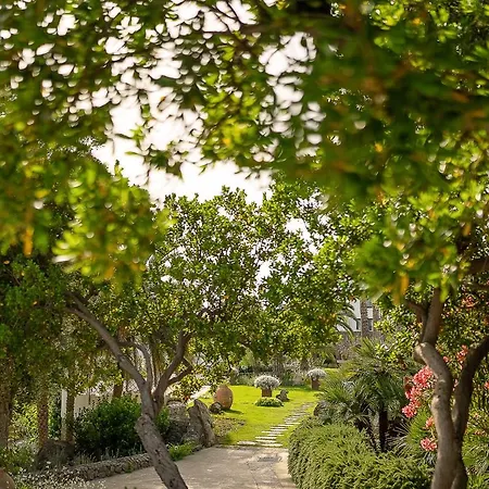 Botania Relais & Spa - The Leading Hotels Of The World-3