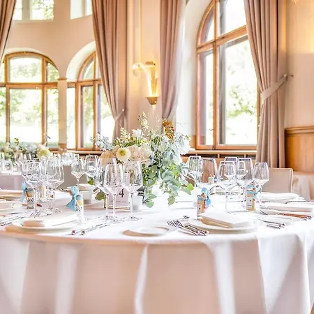 Villars Palace-3
