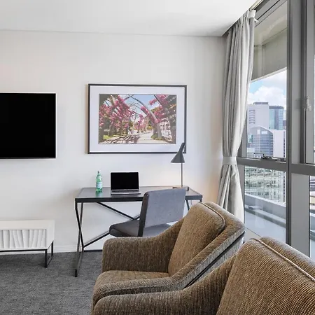 Meriton Suites Herschel Street, Brisbane-3
