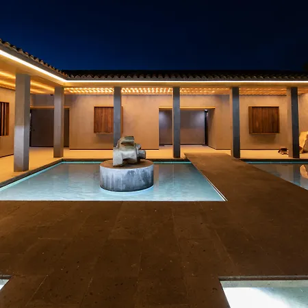 Uvence Arte + Hotel-2