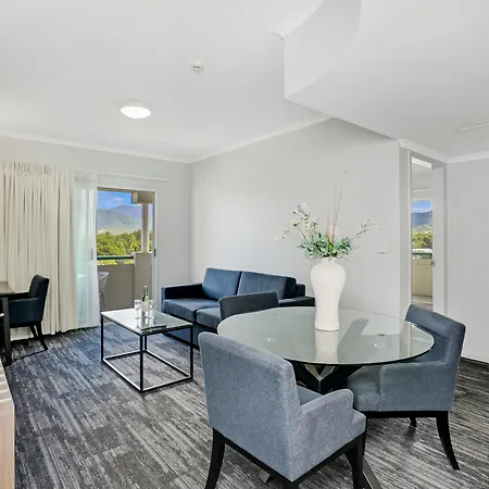 Cairns Sheridan Hotel-2