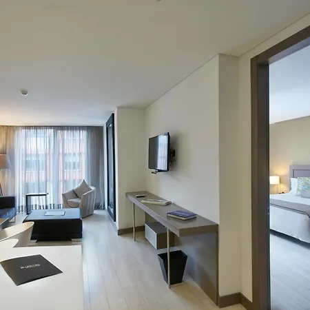 Hotel 100 Luxury Suites By Preferred-2
