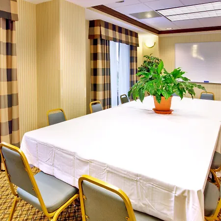 Holiday Inn Express-3
