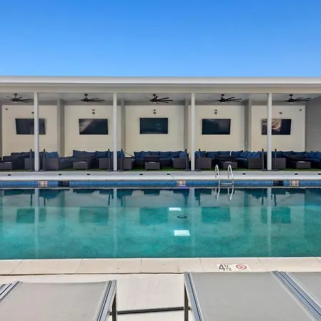 Seaport Suites-3