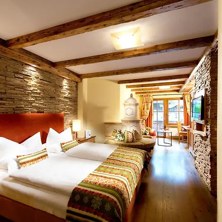 Hotel Alpin Spa Tuxerhof-3