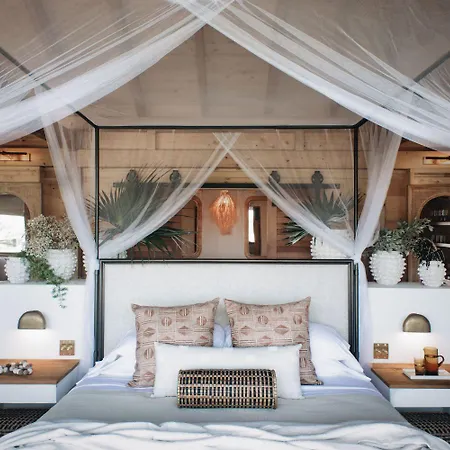 Lovango Resort And Beach Club-3