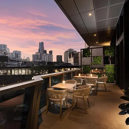 Dorsett Melbourne-2