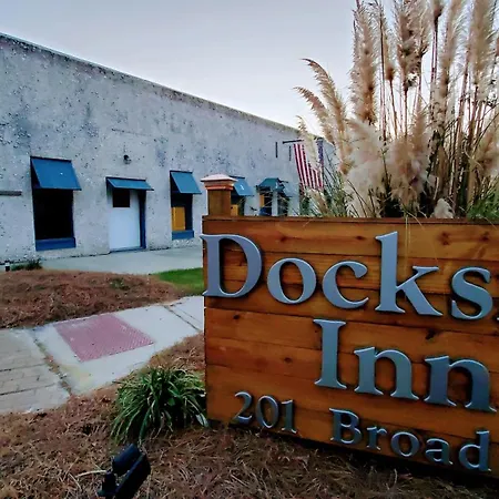 Darien Dockside Inn-2