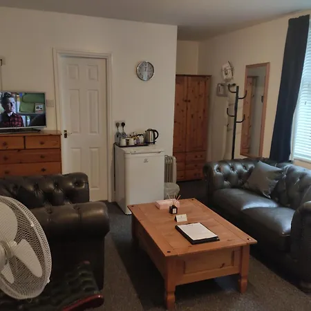 Q Accommodation-2