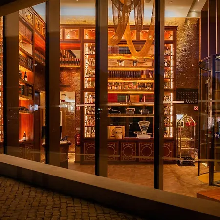 Wine & Books Lisboa Hotel-2