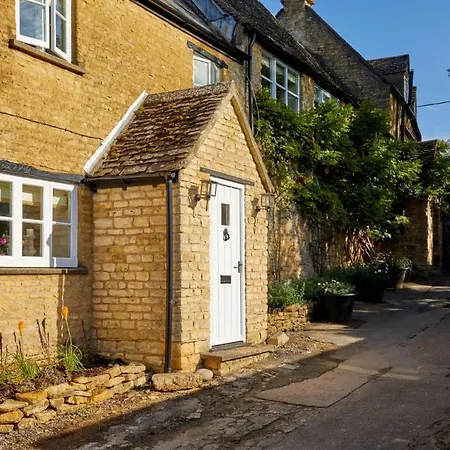 The Crown Inn, Church Enstone-3