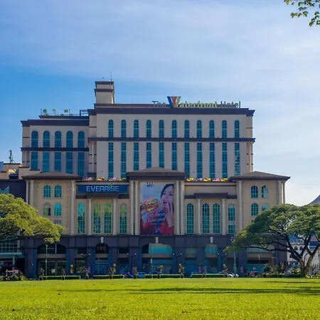 The Waterfront Hotel Kuching-2