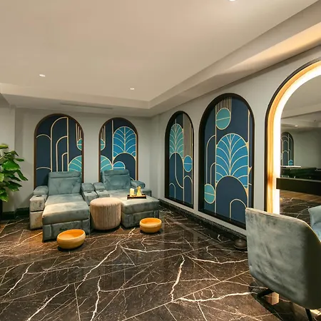 May De Ville Lakeside Hotel-2
