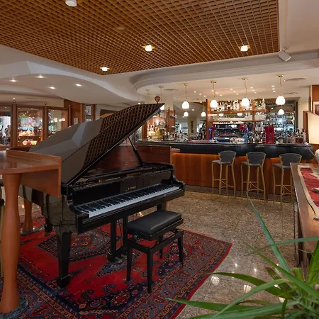 Savoy Beach Hotel & Thermal Spa-2