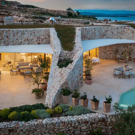 Villa Nai 3.3-3