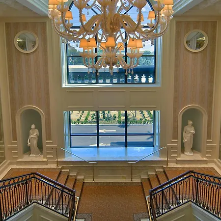 Caesars Palace Hotel & Casino-2