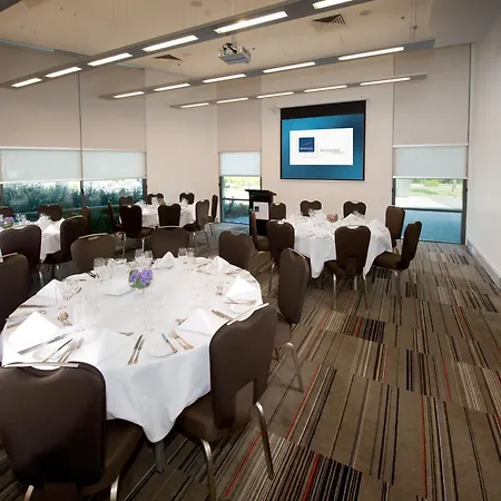 Novotel Brisbane Airport-2