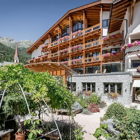 Das Central - Alpine . Luxury . Life-2