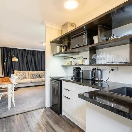 549 Apartments-2