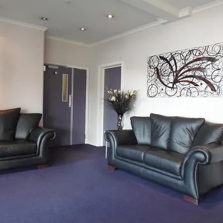 Amethyst Court Motor Lodge-3
