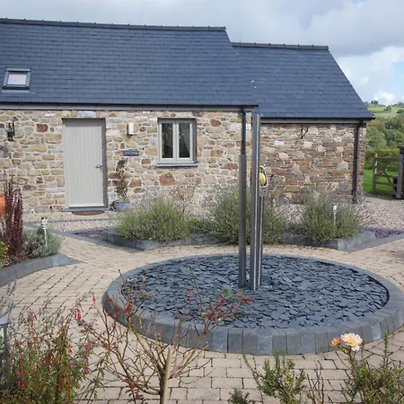 Canaston Oaks-3