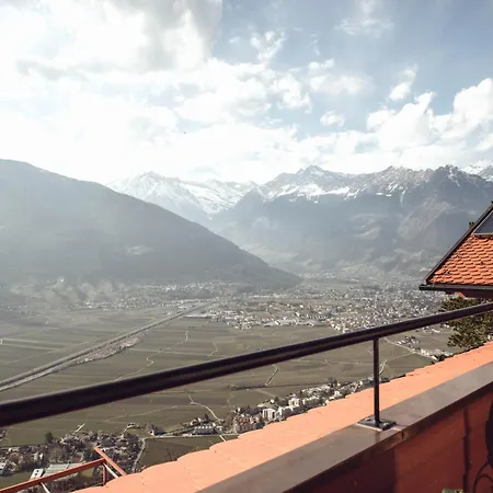 Relais & Chateaux Hotel Castel Fragsburg-3