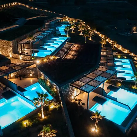 Ftelia Black Villas-3