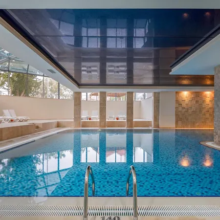 Green Max Hotel-3