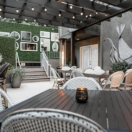 Chamberlain West Hollywood-3