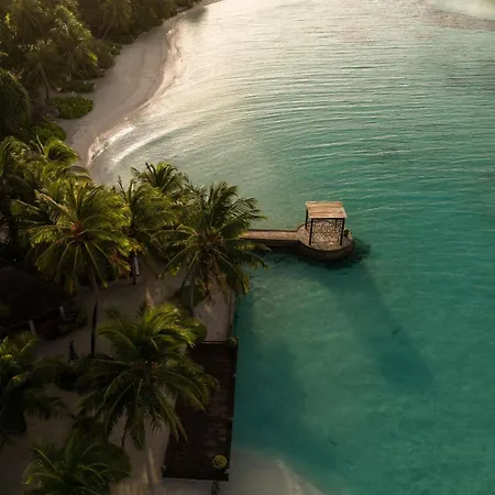 Sheraton Maldives Full Moon Resort & Spa-2