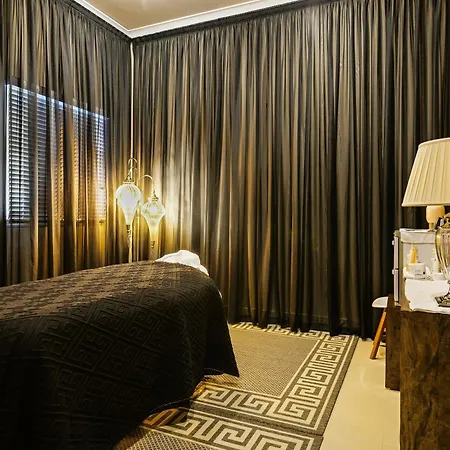 Kerami Manor & Day Spa-2