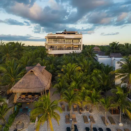 Mvngata Beach Hotel-2