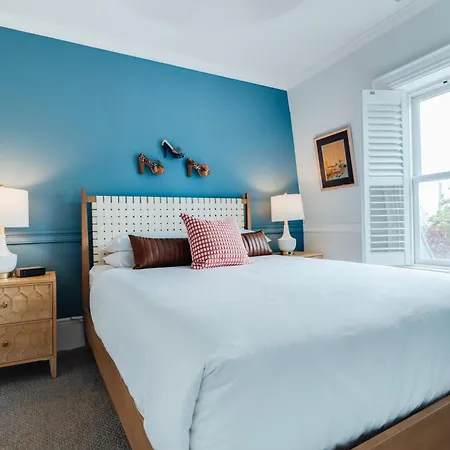 Ellery Hotel Provincetown-2