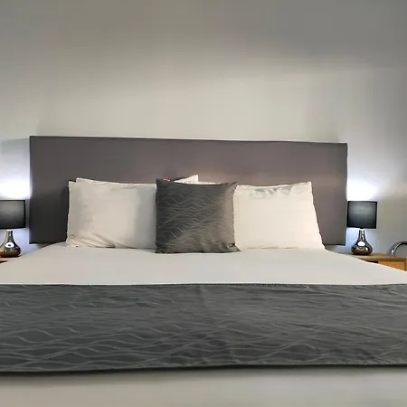 Tongariro Springs Boutique B&B-3