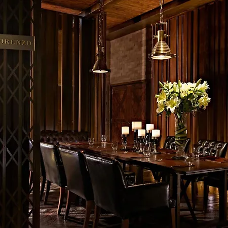 Hotel Muse Bangkok, Autograph Collection-3