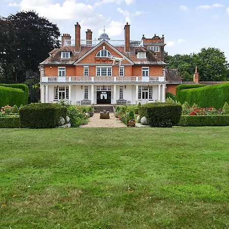 Saltcote Place-3