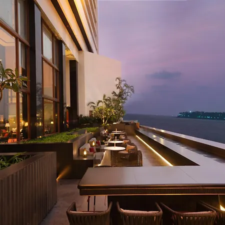 The Oberoi Mumbai-3