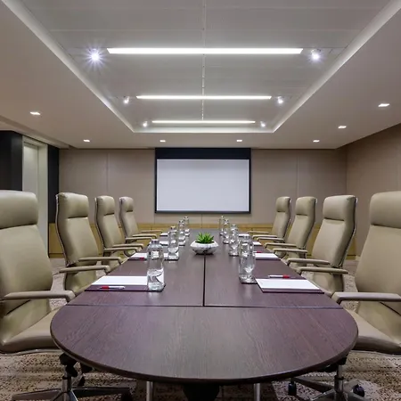 Marriott Hotel Downtown Abu Dhabi-2