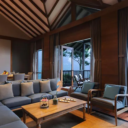 Taj Chia Kutir Resort & Spa Darjeeling-2