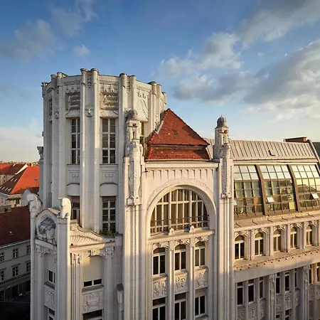 Al Habtoor Palace Budapest, Preferred Hotels & Resorts-2