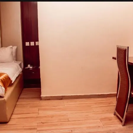 Hotel D Ritz-2