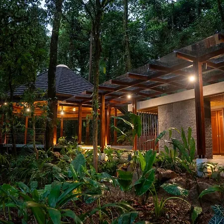 Hideaway Rio Celeste Hotel-3